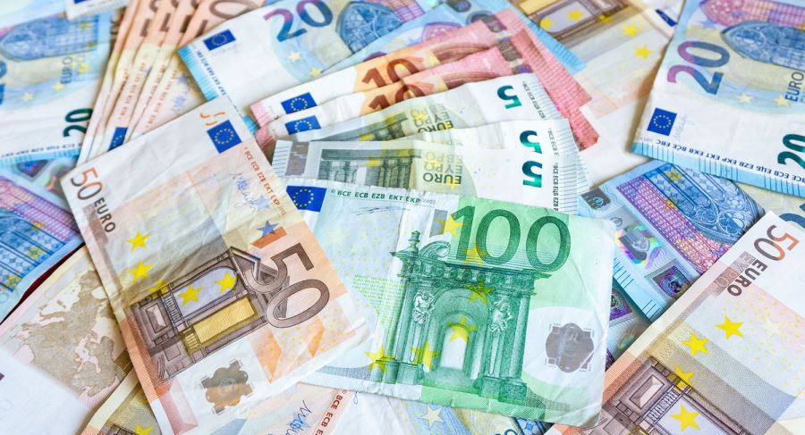 Ankandi i valutes, Banka e Shqiperise bleu 5.8 mln Euro